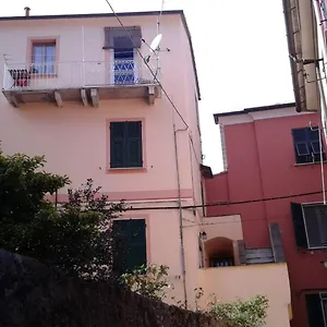 https://il-nido-delle-taccole.hotelitalianriviera.com